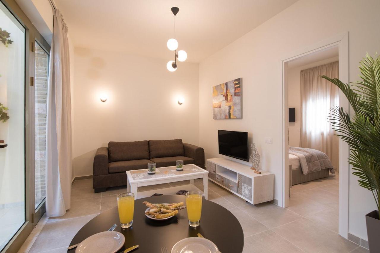 Lodge Modern Apartments, In Kalamaki Centre Zewnętrze zdjęcie